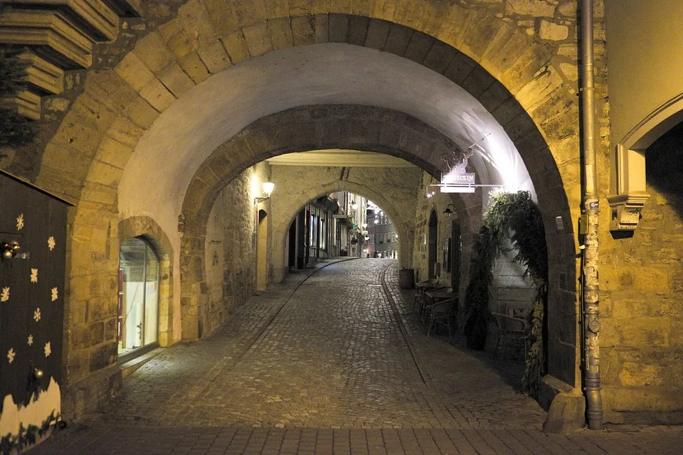 Erfurt handelt: Krämerbrücke wegen Brandgefahr saniert!