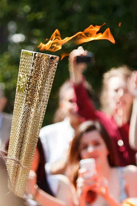 Erste KI-Olympiade: 44 Talente aus 25 Ländern mit Medaillen geehrt