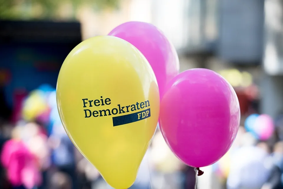 FDP Zürich diskutiert neues Programm: Freiheit, Fortschritt und Zuwanderung