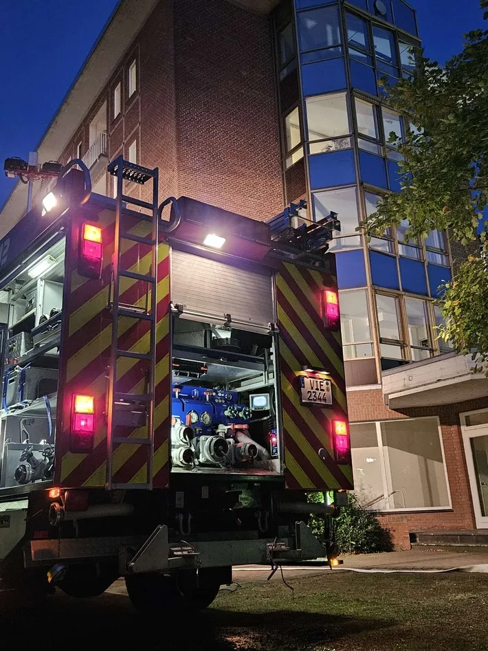 Feuerwehr Kempen übt Rettungseinsatz: Zusammenarbeit mit Krankenhaus im Fokus