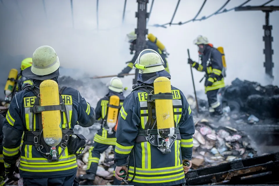 Großes Feuerwehrjubiläum in Klaushagen: Festumzug und Feuerwerk erwarten Sie!