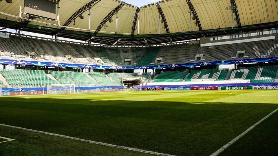 Hasenhüttl fordert VfL-Fans: „Mehr Stimmung, weniger Friedhof!“