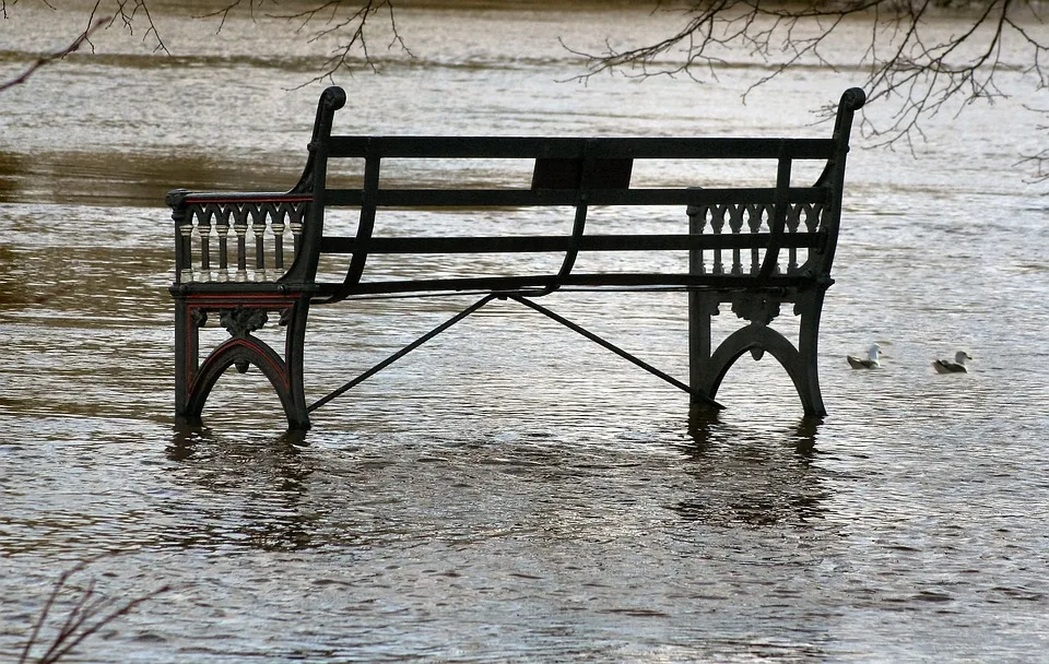 Hochwasser-Gefahr im Landkreis? Feuerwehr bleibt gelassen trotz Regen!