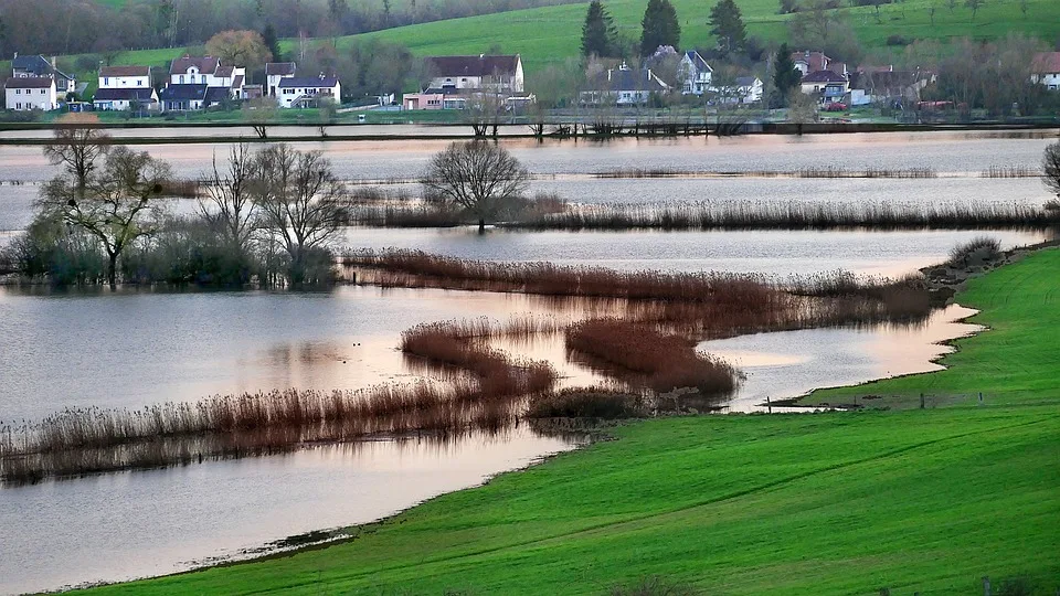 Hochwasser-Katastrophe droht: Gemeinden in Österreich und Polen evakuiert!