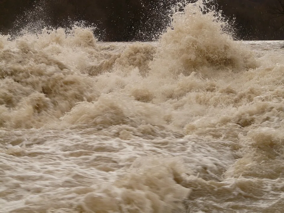 Hochwasser-Katastrophe in Görlitz: Alarmstufe 2 und Evakuierungen!