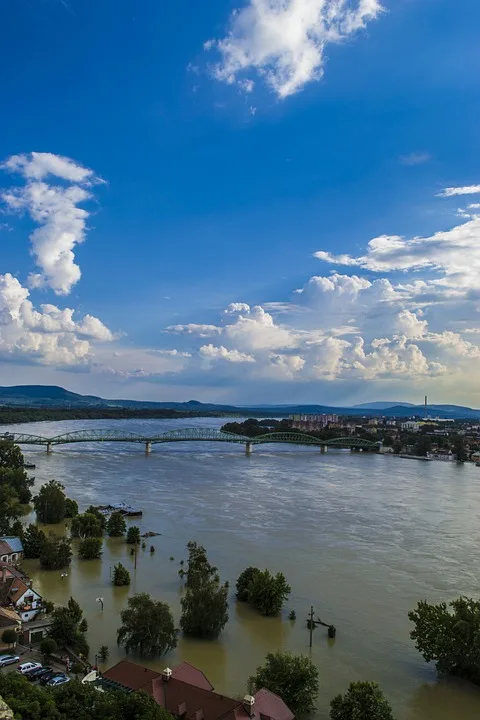 Hochwasser in Sachsen-Anhalt: Pegel steigen, aber keine Gefahr für Anwohner!