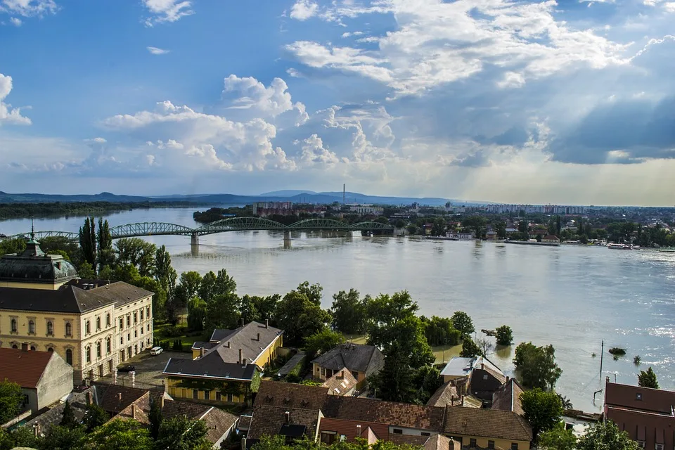 Hochwasseralarm an der Oder: THW kämpft gegen die Flut!