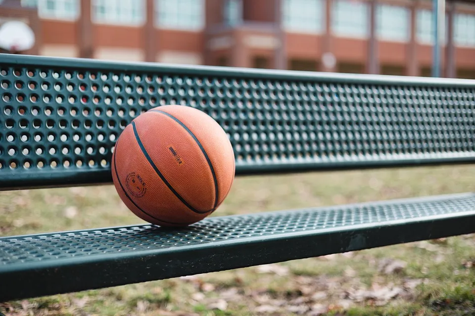 Jenaer Basketballer starten erfolgreich in die Saison: 84:76 gegen Hagen!