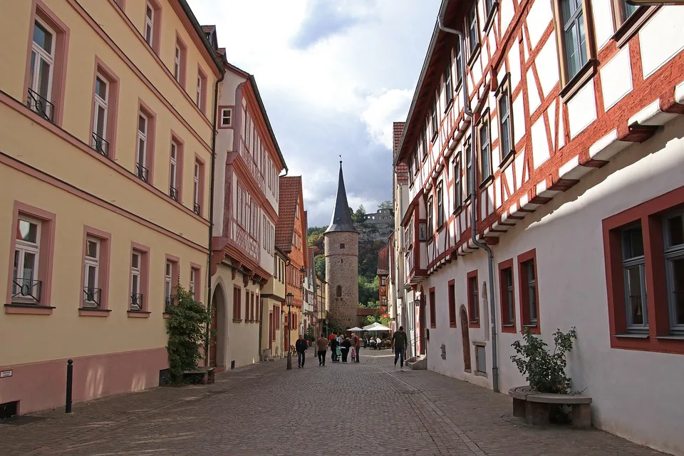 Kärrnergasse in Karlstadt: Schandfleck soll modernen Wohnraum schaffen!