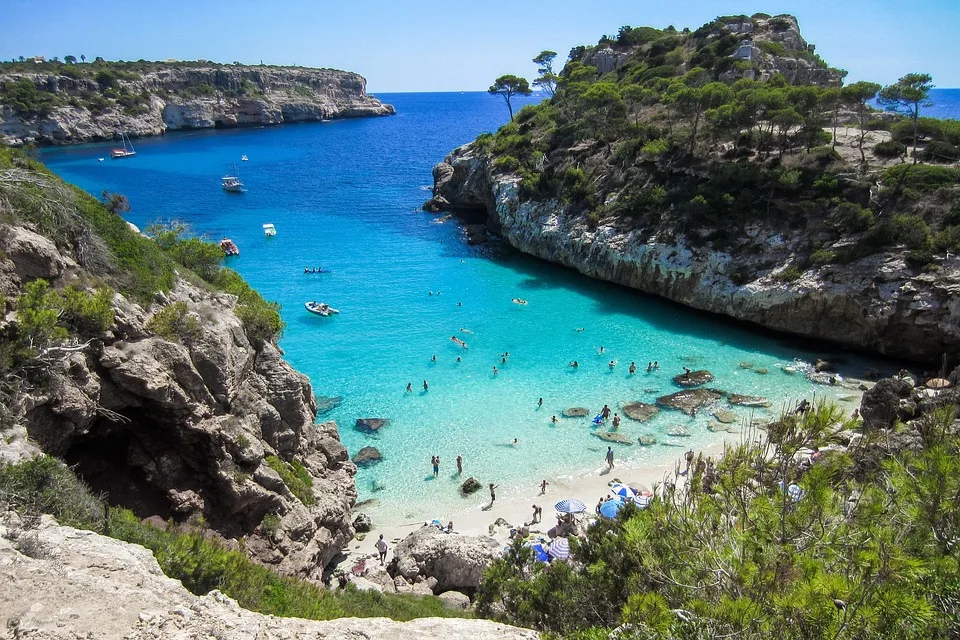 Mallorca kämpft gegen das  Strandsterben : Weniger Liegen am Ballermann!