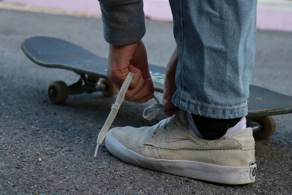 Neustadt: Skateboard eines neunjährigen Jungen auf Spielplatz gestohlen!