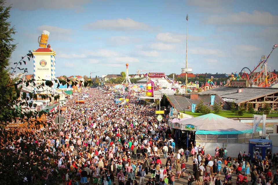 Oktoberfest 2024: 10 Regeln für Touristen – So bleiben Sie beliebt!