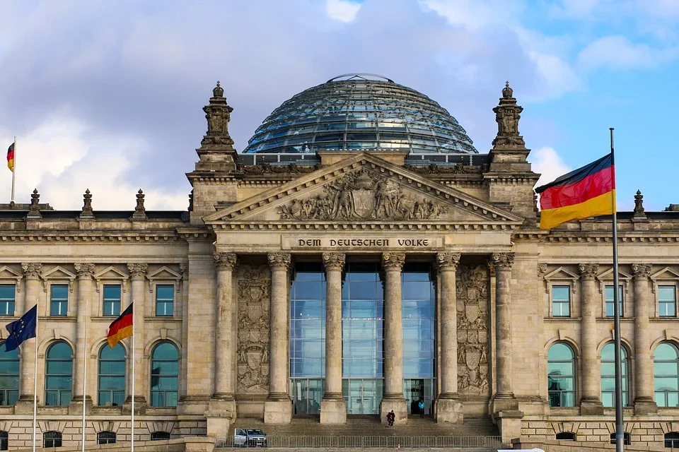 Pistorius zielt auf Bundestag: Osnabrücker wechselt nach Hannover!