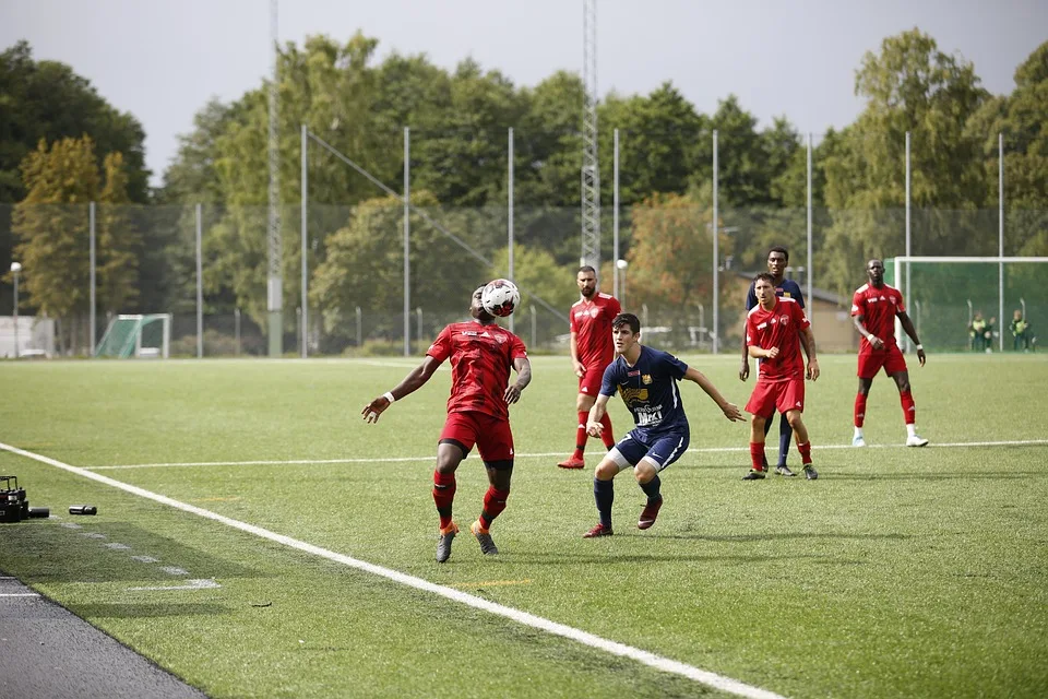 Schock bei Hertha BSC: Gechter nach Zusammenprall schwer verletzt!