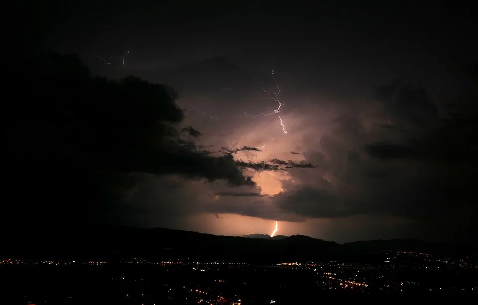 Starkes Gewitter droht: DWD warnt für Fulda und Umgebung!