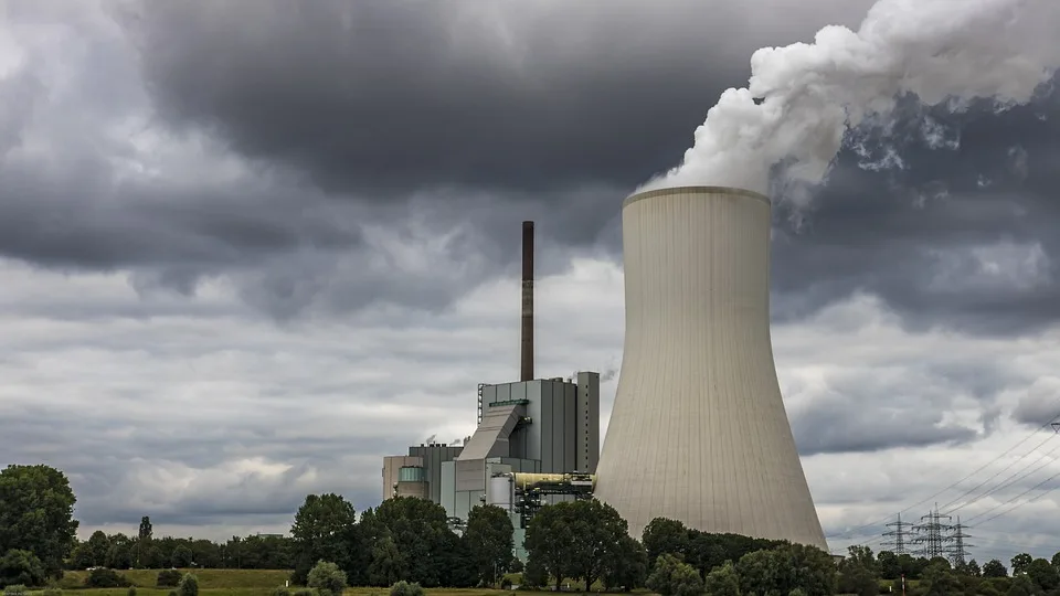 Stromausfall lahmt 2200 Haushalte: Ast verursacht Chaos in Buweiler und Co.