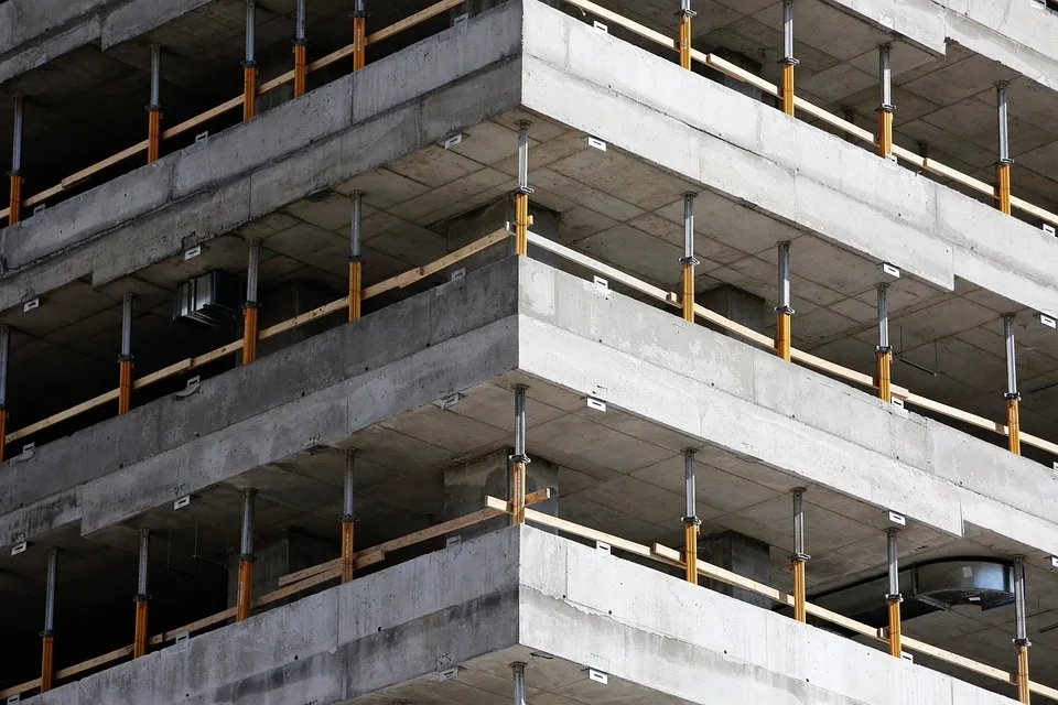 Tragischer Unfall auf der B188: 35-Jähriger verstorben bei Baustelle