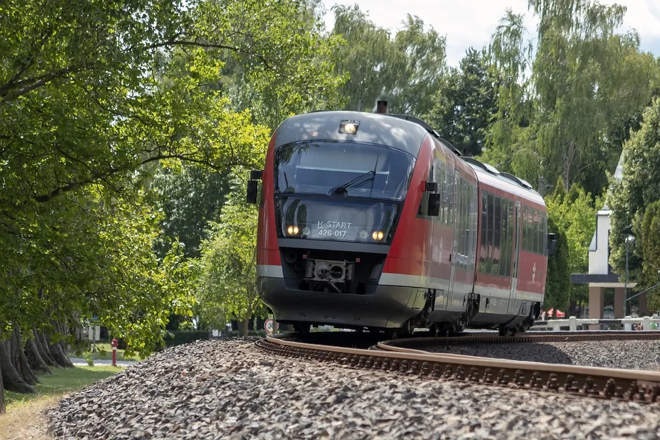 Tragischer Unfall in Kassel: 83-Jähriger stirbt nach Tram-Kollision