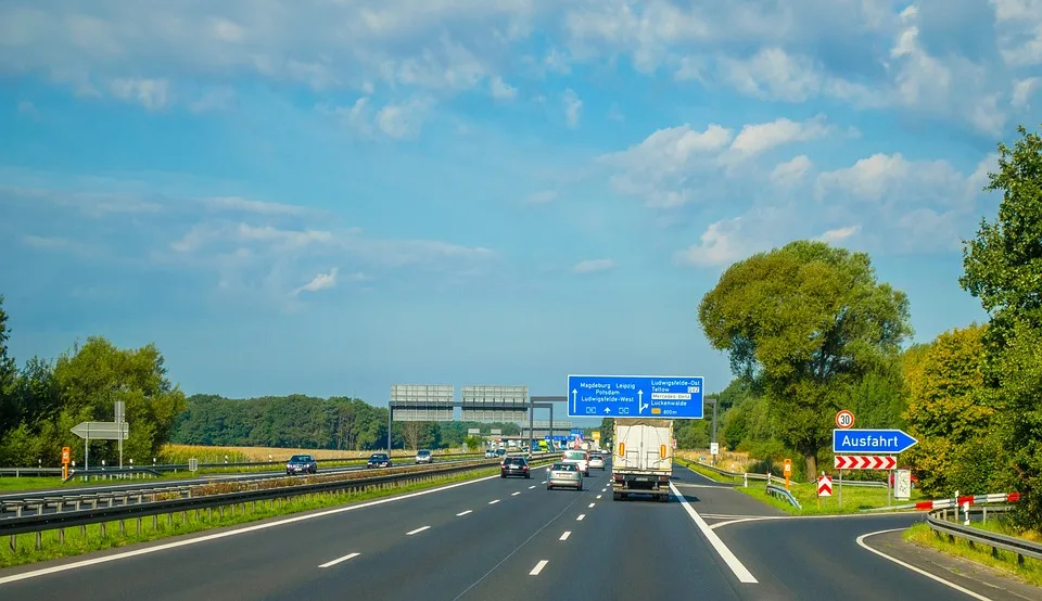 Verkehrschaos in Reutlingen: Kind verletzt, Aggressionen überall!