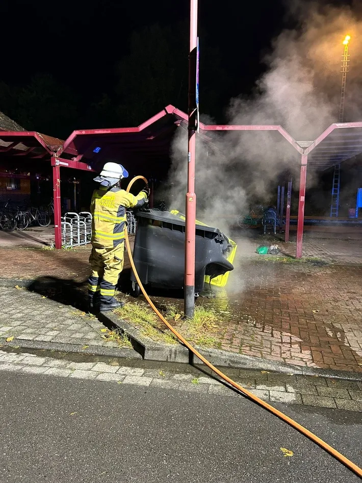 Vier schnelle Einsätze: Feuerwehr Xanten bewältigt nächtliche Herausforderungen