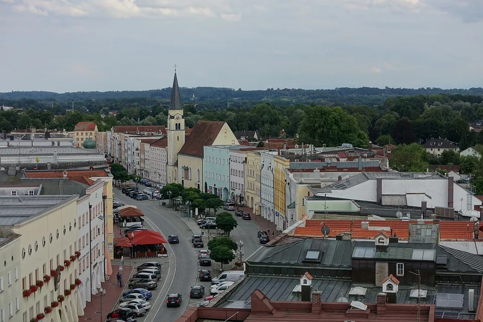 „Mühldorf feiert Vielfalt: 3.000 Gäste beim Schützen- und Trachtenzug“