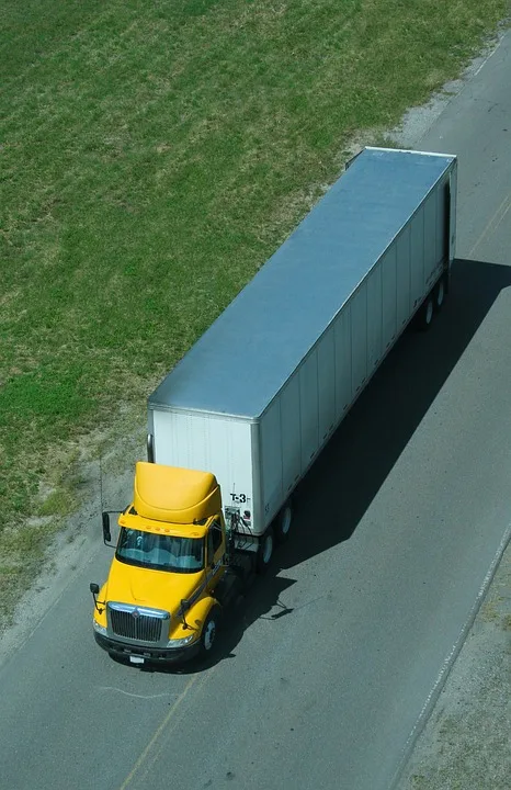 Betrunkener LKW-Fahrer mit 2,11 Promille in Rositz geschnappt!