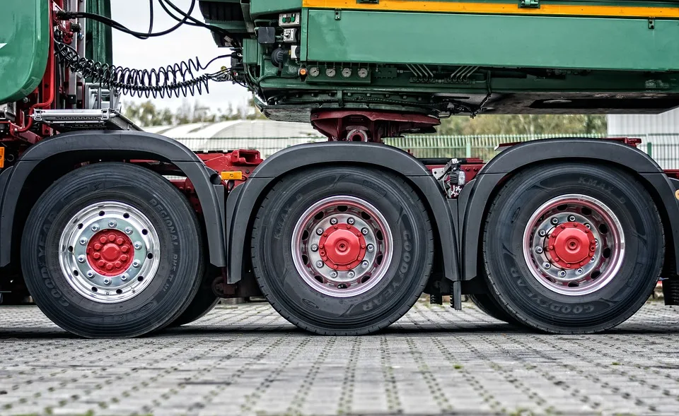 Lkw-Unfall auf A7: Vollsperrung bei Kalbach! Umleitung dringend erforderlich!