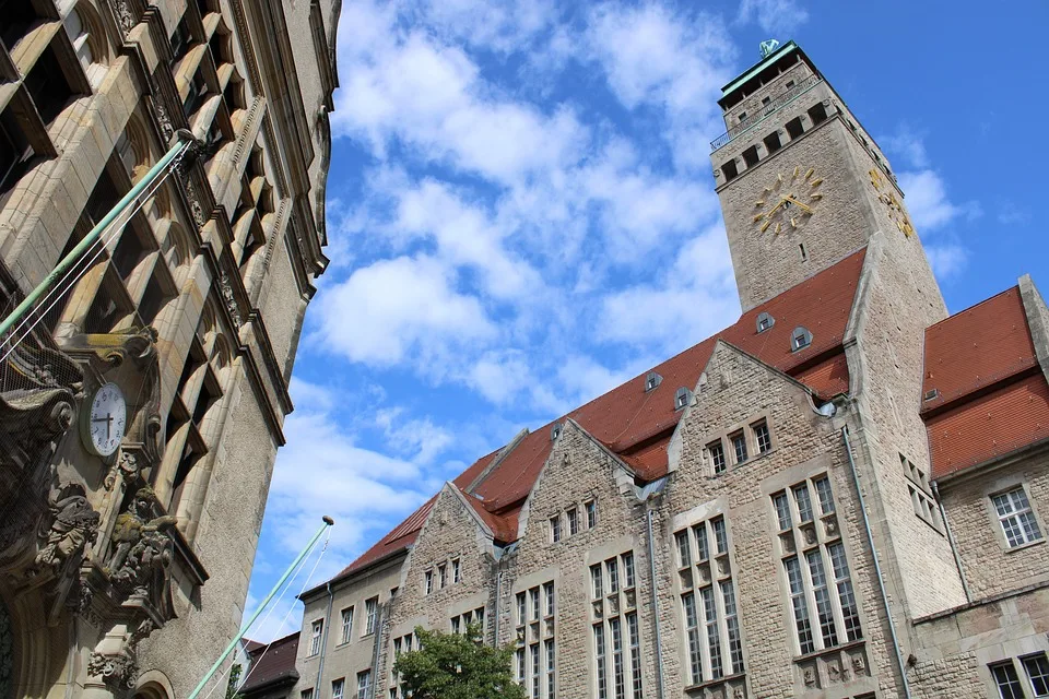 Neukoelln Wagt Den Neustart Ein Abend Voller Hoffnung Oder Klamauk.jpg