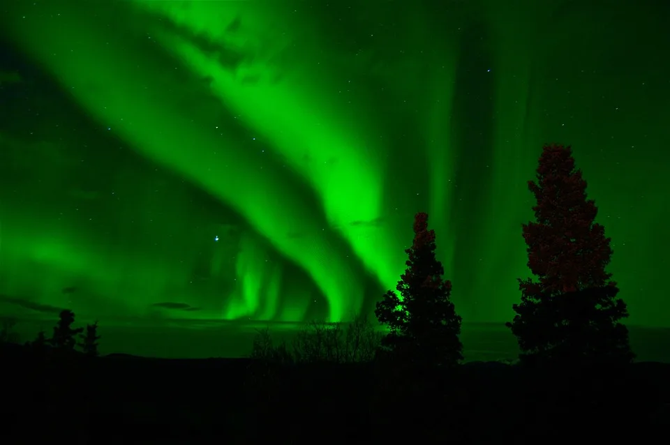 Polarlichter Ueber Hohenlockstedt Ein Farbenspektakel Am Nachthimmel.jpg