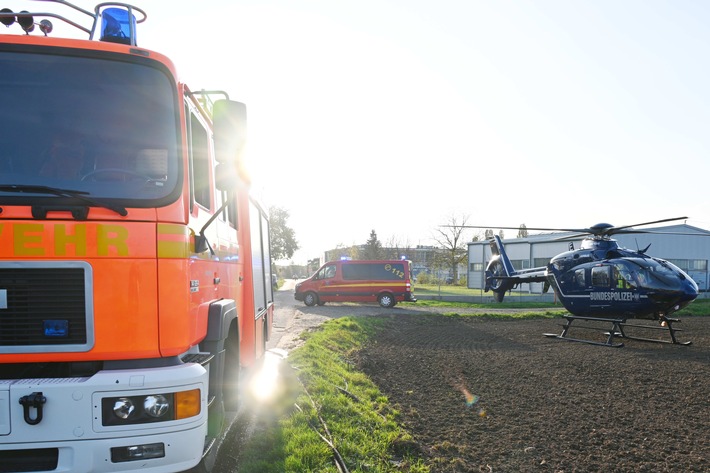 Schrecklicher Betriebsunfall in Brauweiler: Feuerwehr im Großeinsatz!