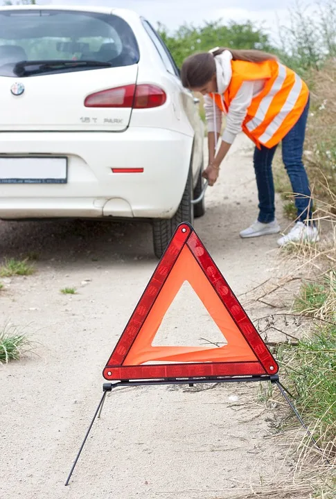 Schüler verletzen sich bei Verkehrsunfall – Zeugen dringend gesucht!