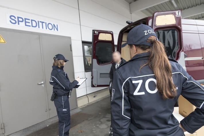 Zahlreiche Arbeiter ohne Aufenthaltstitel: Geschäftsführer verurteilt!