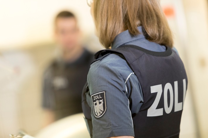 Zollkontrollen in Sachsen-Anhalt: Mindestlohnbetrug auf der Spur!