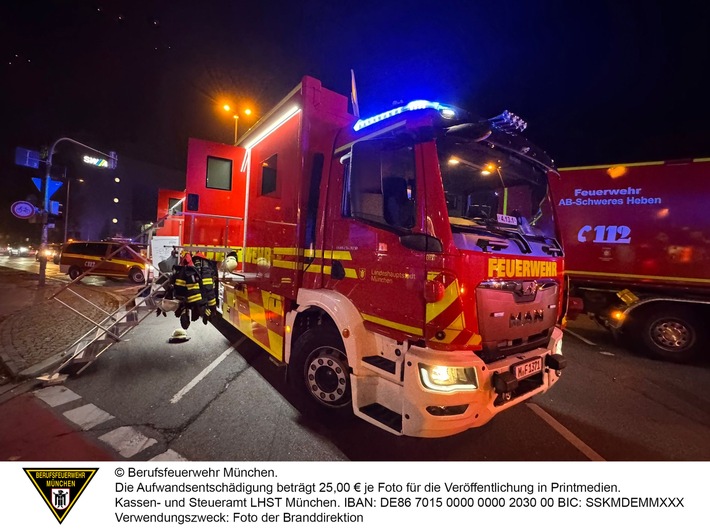 Dachstuhlbrand in Sendling: Feuerwehr kämpft 16 Stunden gegen die Flammen!