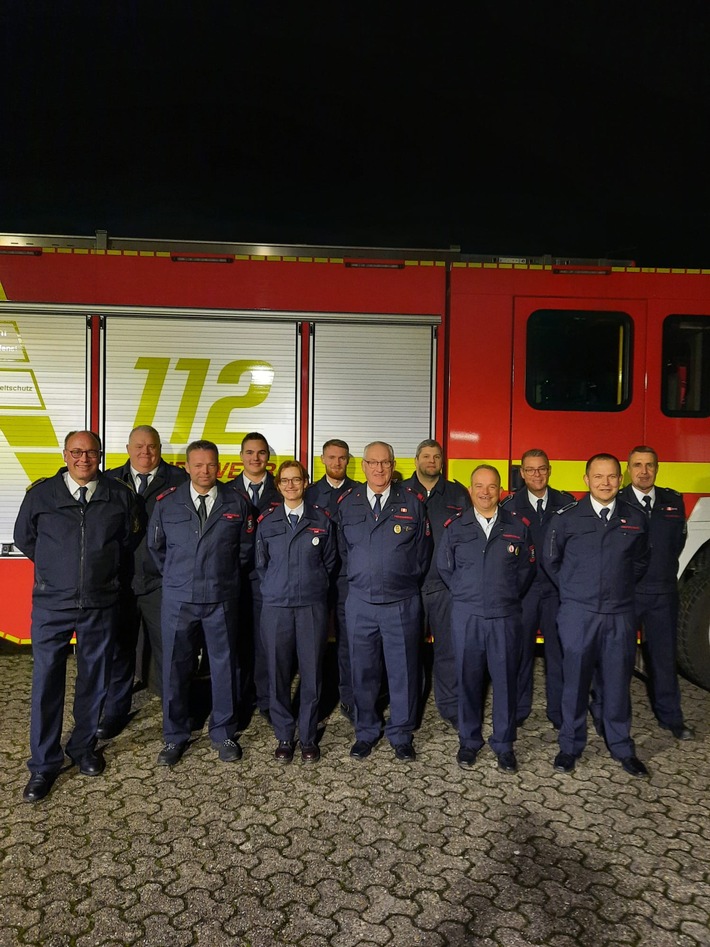 Feuerwehr Bocholt feiert Ehrenamt und neue internationale Mitglieder!