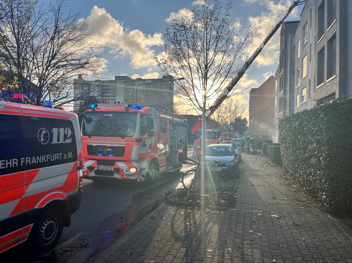 Feuerwehr im Einsatz: Brand in Unterliederbach ohne Verletzte!