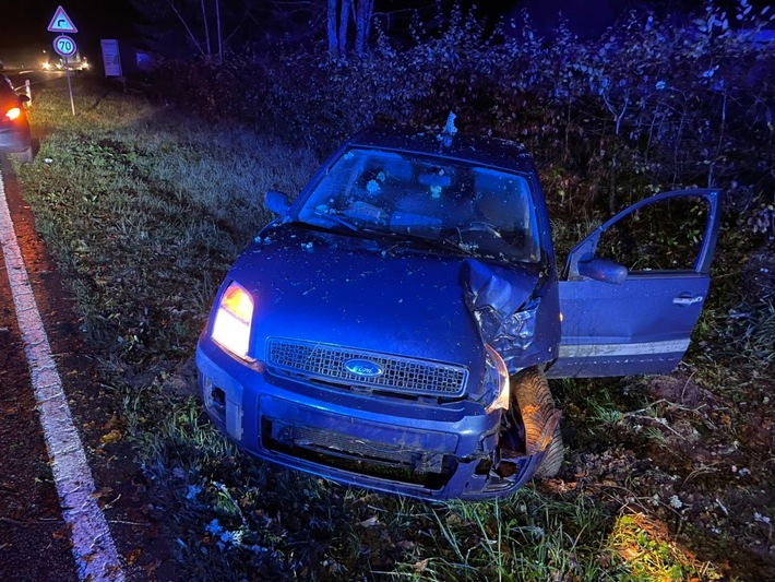 Junger Fahrer prallt in Kreimbach-Kaulbach gegen Baum – Verletzung!