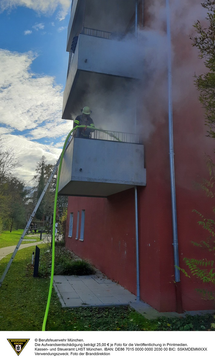 Küchenbrand in Harthof: 100.000 Euro Schaden und Bewohnerin im Krankenhaus!