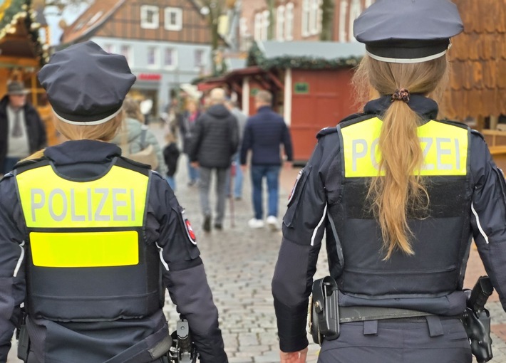 Messerverbot auf Weihnachtsmärkten: Polizei schärft Kontrollen im Landkreis!