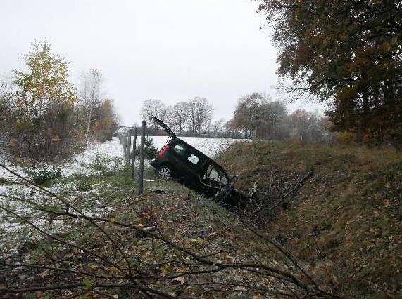 Schrecklicher Unfall auf der A1: 28-Jähriger verunglückt bei Schneeglätte!