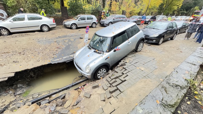 Wasserrohrbruch in Dortmund: Chaos auf der Von-der-Goltz-Straße!