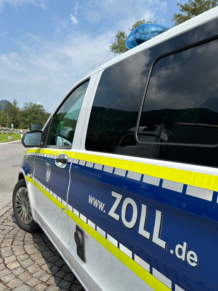 Zoll prüft Logistikbranche: Strenge Kontrollen gegen Schwarzarbeit in Rosenheim