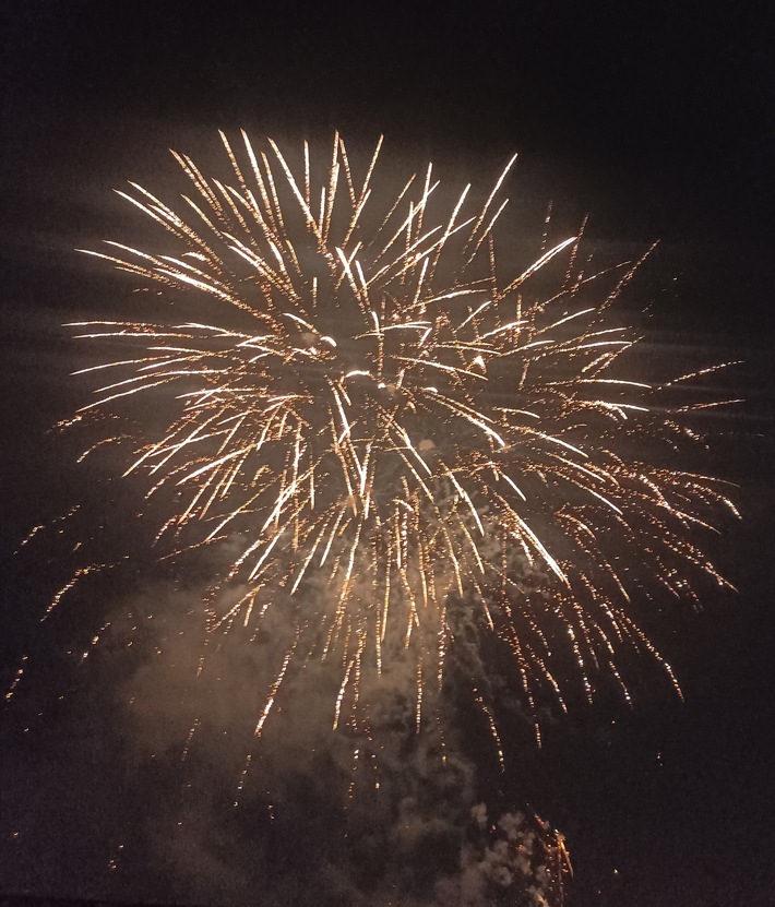 Achtung beim Feuerwerk: Zoll warnt vor gefährlichen Silvesterknallern!