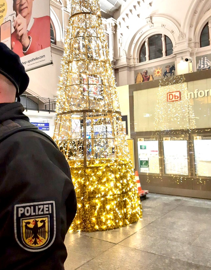 Aggressiver Mann am Bremer Hauptbahnhof: Polizei in Aktion!