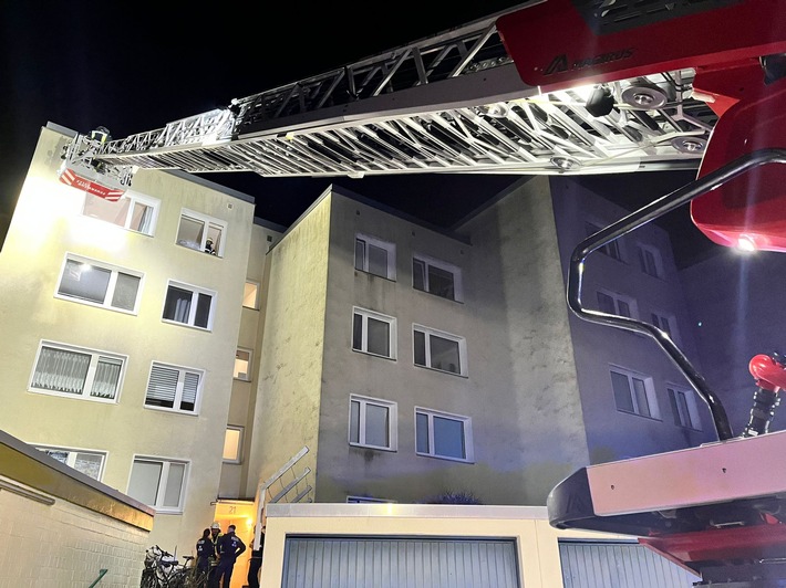 Dramatische Nächteinsatz: Feuerwehr Celle löscht gleich zwei Brände!