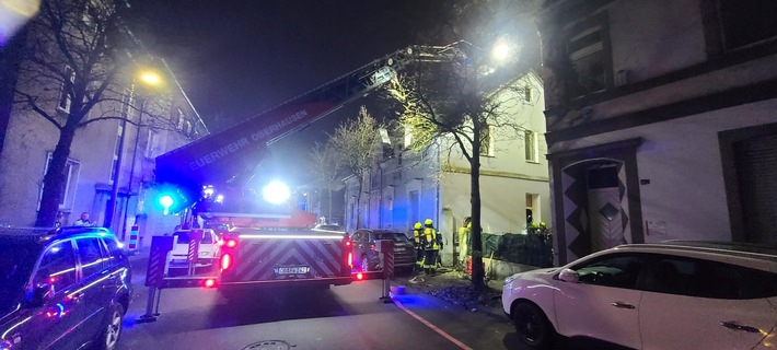 Feuer in Oberhausen: Küchenbrand führt zu zwei Verletzten!