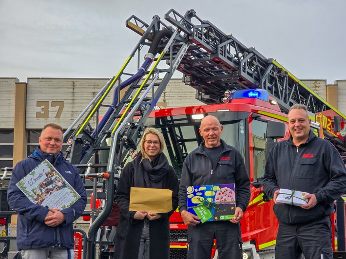 Feuerwehr Bremerhaven spendet 4.500 Euro für SOS-Kinderdorf!