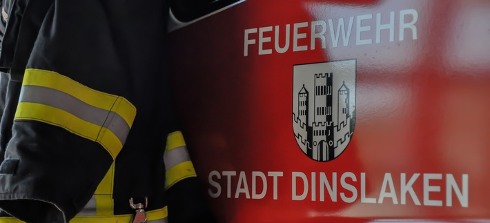 Feuerwehr Dinslaken: Mitternachtsalarm wegen Wasser und Rauchmelder!