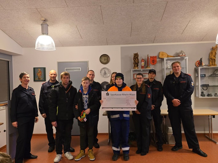 Große Solidarität: Kranenburger Jugendfeuerwehr sammelt 2.150 Euro für Jan Luca