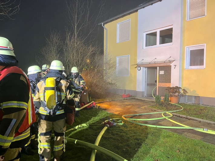 Kellerbrand in Essen: Anwohner verletzt – Feuerwehr mit Großaufgebot im Einsatz!